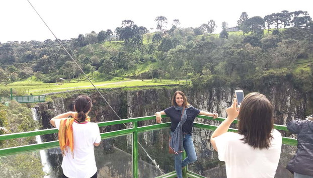 Excursión a la Serra do Rio do Rastro - Foto 5, Disfrutando de la cascada desde el mirador