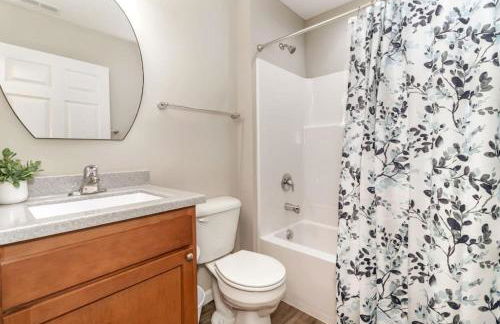 Beautiful NEW Home among the Nook in Hamilton, OH - Foto 12