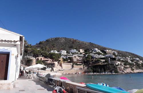 Apartamento en Moraira con piscina 100 m de la playa - Foto 1