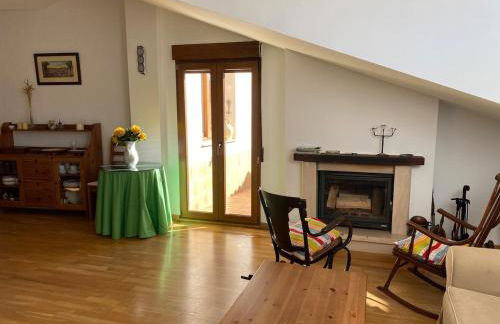 Ático con chimenea en Bronchales - Foto 7