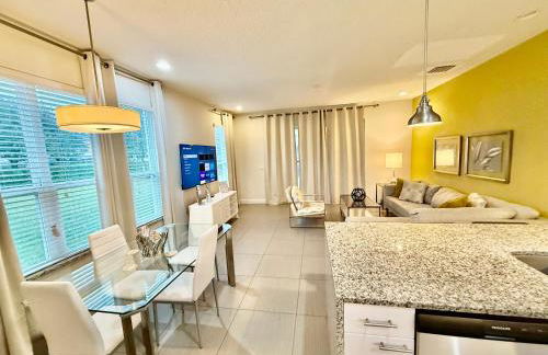 Grand Retreat 3BR Townhouse near Disney Parks - Foto 6