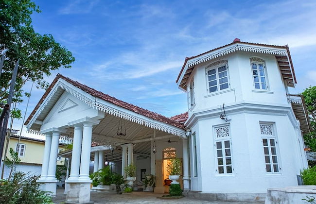 Beverly Villa - Photo 4