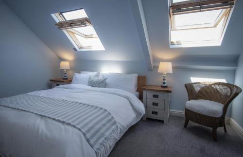 The Nest - 1 Bedroom Apartment - Tenby - Photo 28