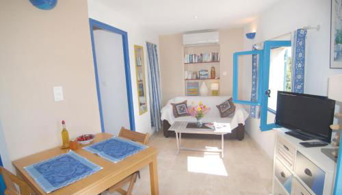 Stunning Apartment In Istres With Wifi - Foto 2