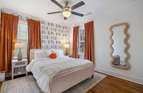 Hot Tub & Pool Table Mins to Beale Renovated - Foto 3