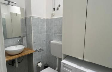 Hibiscus Central Apartment - Photo 11