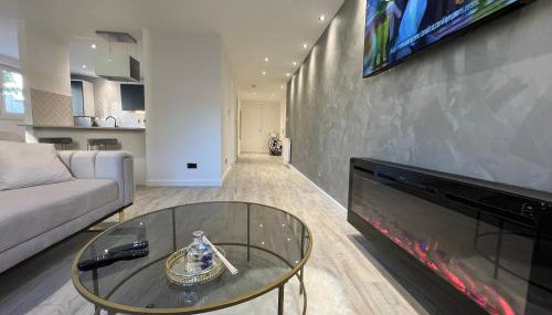 Strada Apartment - Photo 3