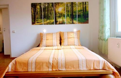 Helles Apartment mit Balkon am Großen Garten nahe Stadtzentrum - Foto 7