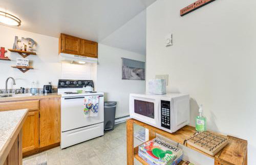 Cozy Apt Less Than 1 Mi Near Lake Huron and Mackinac Island! - Foto 9