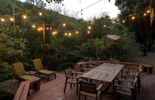 Serene Vineyard Chateau with Pool, Hot Tub, BBQ - Foto 76