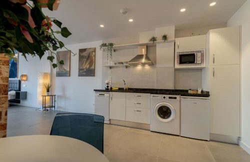 Edificio Santiago by Plaza Mayor Apartamentos - Photo 65