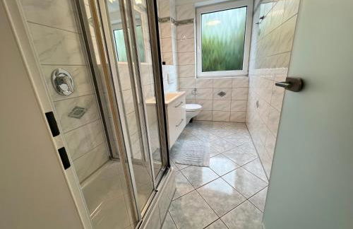 1-6 Pers DesignWohnung in zentraler Lage Wtal und Remscheid - Foto 7