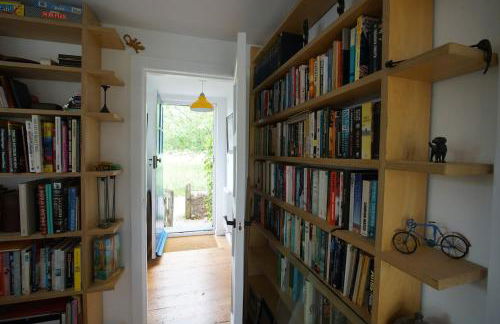 Aubrey Cottage - Photo 16