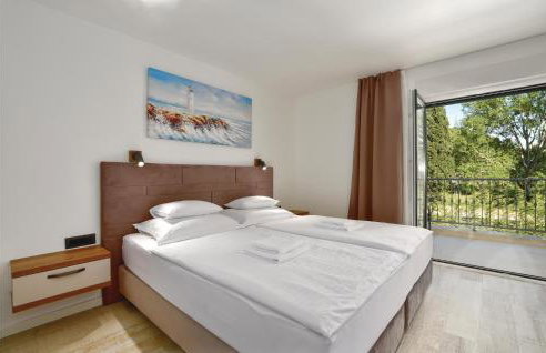 Beautiful Home In Omis With Sauna - Photo 41