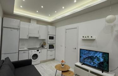 Precioso Apartamento Moderno Recién Reformado - Photo 1