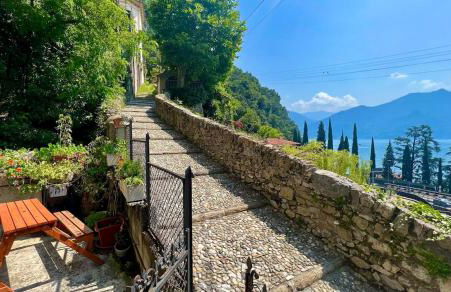 Postcard view 3 minutes walk from the lake - Photo 21