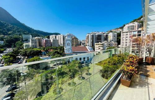 Cobertura Estilosa com Vista Linda e Privacidade - Foto 15