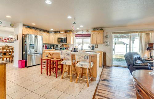 1 Mi to Moses Lake Home with Private Yard and Hot Tub - Foto 6