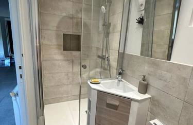 Bastide avec Piscine et Spa, vue Ste Victoire - Foto 29