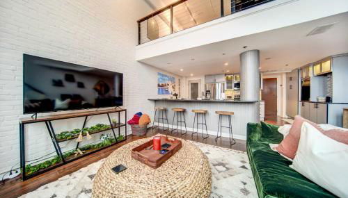 Waterfront Cleveland Apt about 1 Mi to Downtown - Foto 5