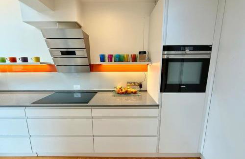 Redland's Fun & Colourful Artistic House - Foto 9