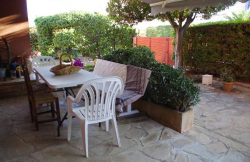 REFUGI DE MAR WITH PRIVATE SWIMMING POOL AND FREE WIFi - Foto 13