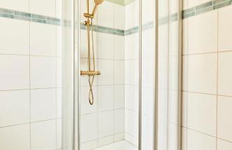 OLIVE Apartments - Scandi - Kingsize - Free Parking - Foto 28