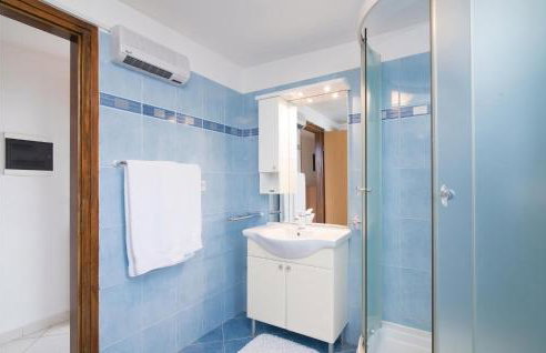 Lovely Home In Nedescina With Wifi - Foto 27