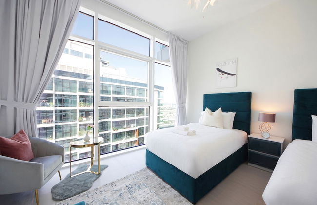 Luxury StayCation - Tranquil Retreat With Beautiful Park Views - Photo 7