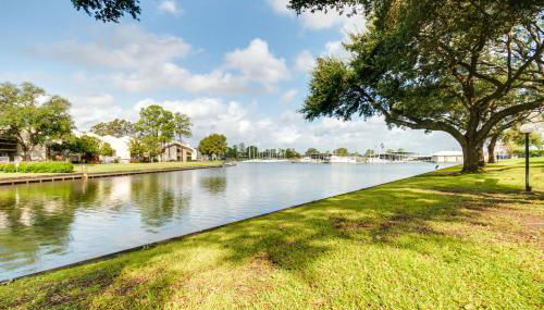 Waterfront Condo on Lake Conroe with Boat Launch! - Photo 3