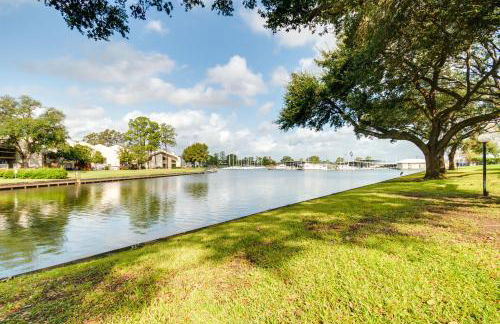 Waterfront Condo on Lake Conroe with Boat Launch! - Foto 3