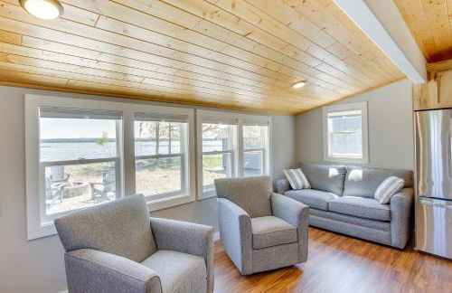 Baileys Harbor Waterfront Vacation Rental with Grill - Foto 5