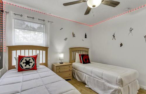 Stunning 5 bedroom pool home in gated community minutes from Disney - Foto 18