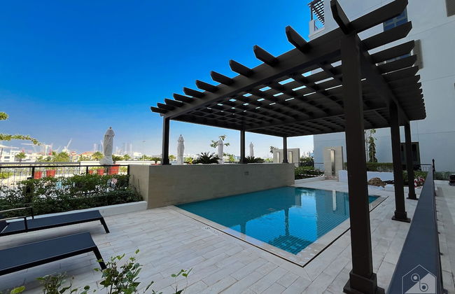 Stunning Beach View Apt. with Balcony Jumeirah La Mer - Photo 36