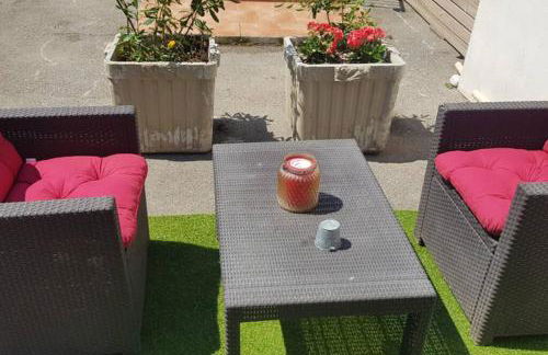 Gîte du stade Le Studio cour parking et piscine partagee - Foto 14