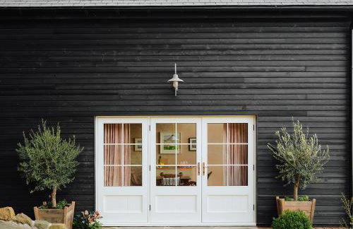 1-bed luxury seafront cabin in heart of Newlyn, Mousehole - Photo 32