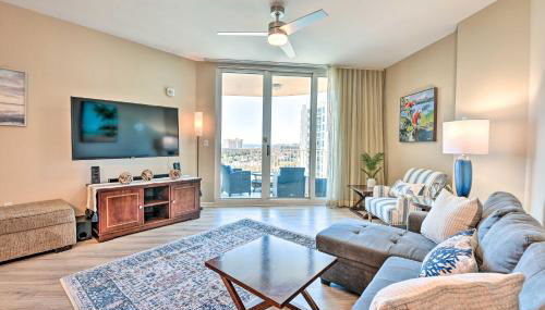 Modern Resort Condo with Balcony - Walk to Beach! - Foto 4