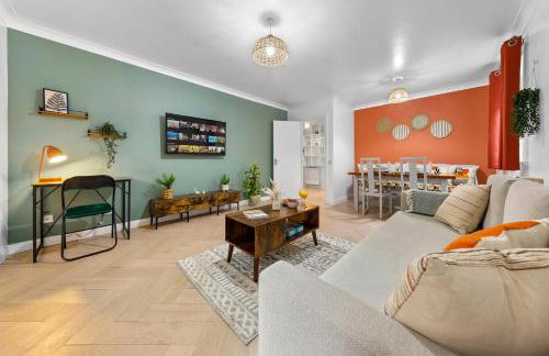 Azalea Apartment Home comforts by the river - Foto 8