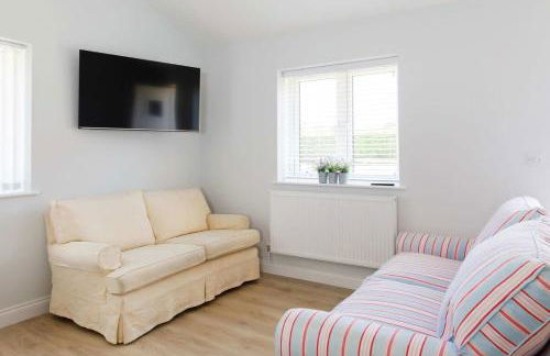 Countryside Bungalow for 4 Close to Beaches - Foto 26