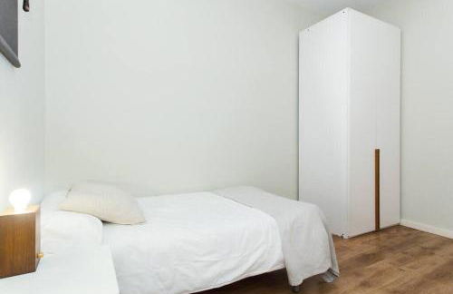 The Collection Barcelona - Bright and modern 4bedroom with terrace in Las Ramblas P2 - Photo 20