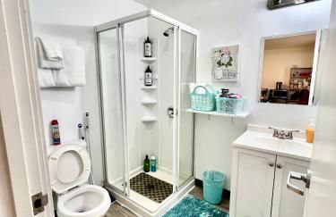 Private Room with own Bathroom 10 Minutes Walk to University of Washington - Foto 18