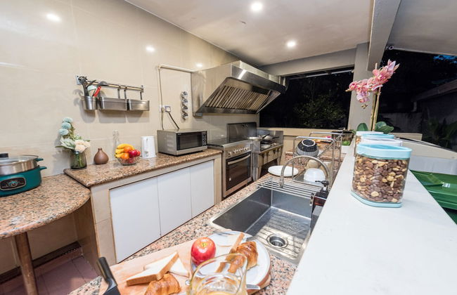 6Room Corner Bungalow PJ Garden Wedding - Foto 21