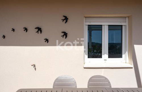 Terraza y Piscina - Koti Rentals - Ático Margarita - Foto 33