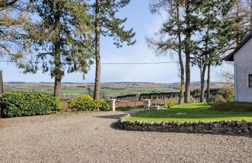 Tawny Cottage - Photo 2