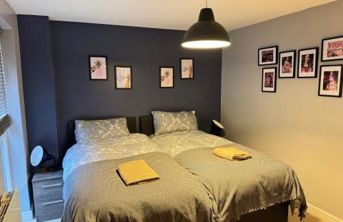 Centrally located apartment in Duke Street- free parking- two bathrooms - Foto 4