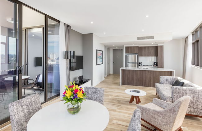 Meriton Suites Church Street, Parramatta - Photo 30