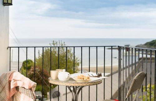 Cosy Beachfront Retreat with Stunning Sea Views and free Parking - Foto 6