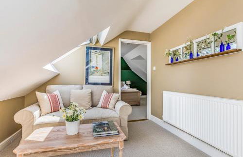 Charming Cottage with Garden - Pass the Keys - Foto 32