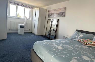 Luxury House in Ilford 21 minute Train journey from Central London - Foto 45