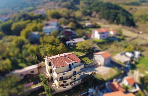 Apartments Sersic - Photo 1